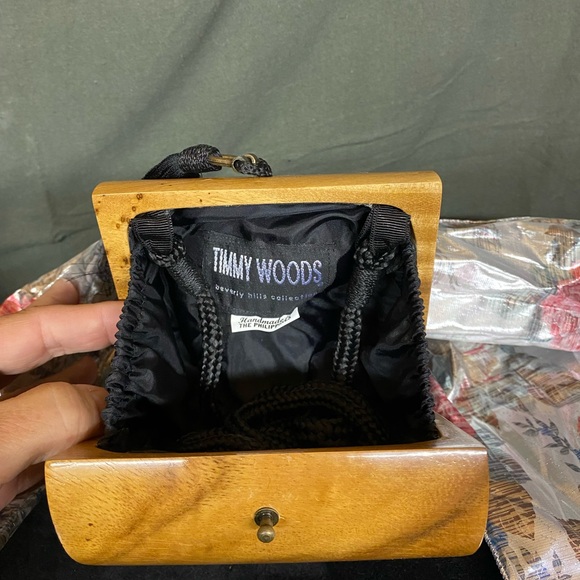 Timmy Woods Beverly Hills collection wooden purse. - Picture 4 of 7